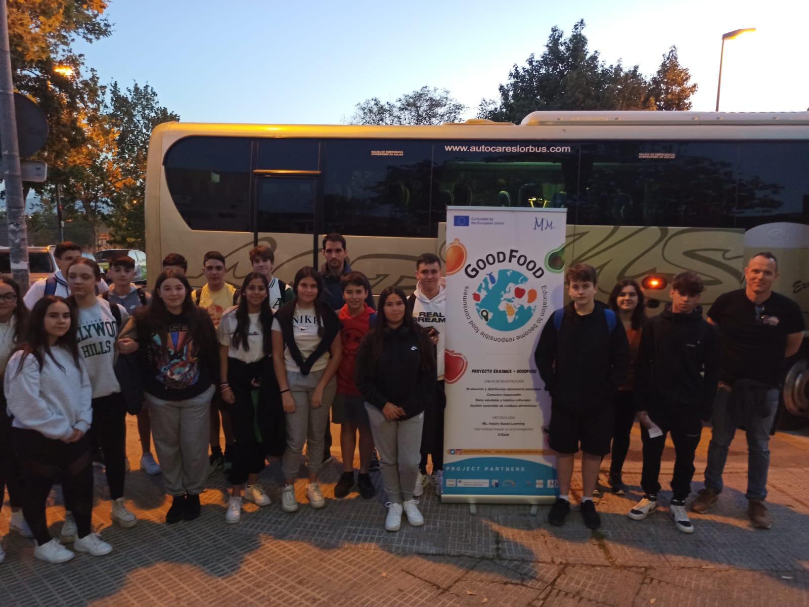 Excursion to Granadillos of IES Monte Miravete