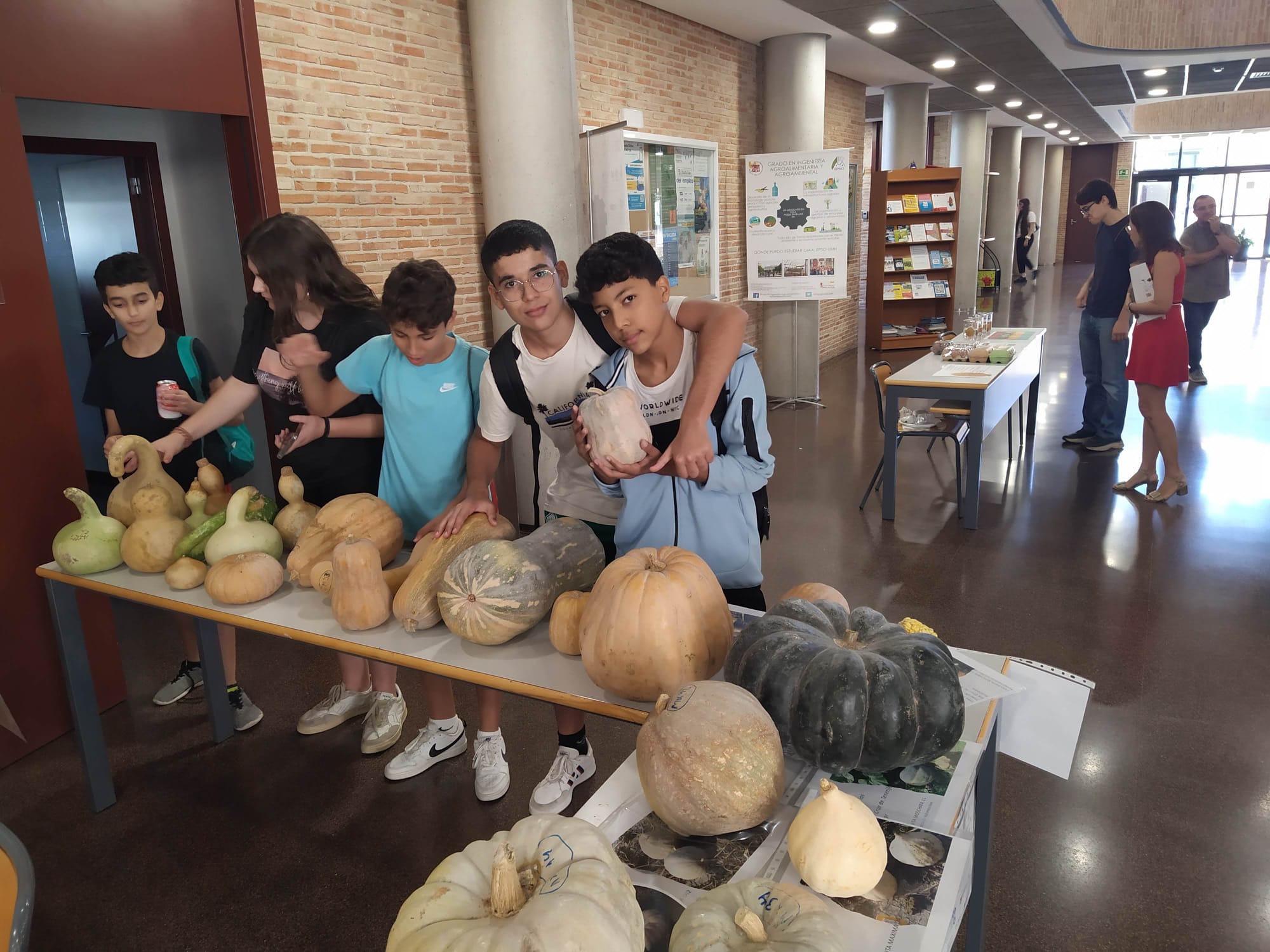 The students from IES Monte Miravete visit the University Miguel Hernández of Orihuela